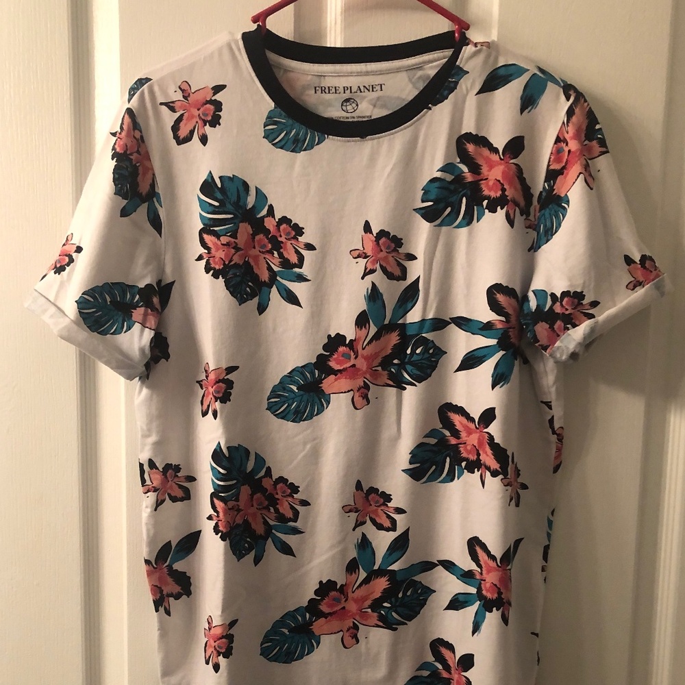 Free Planet T-shirt